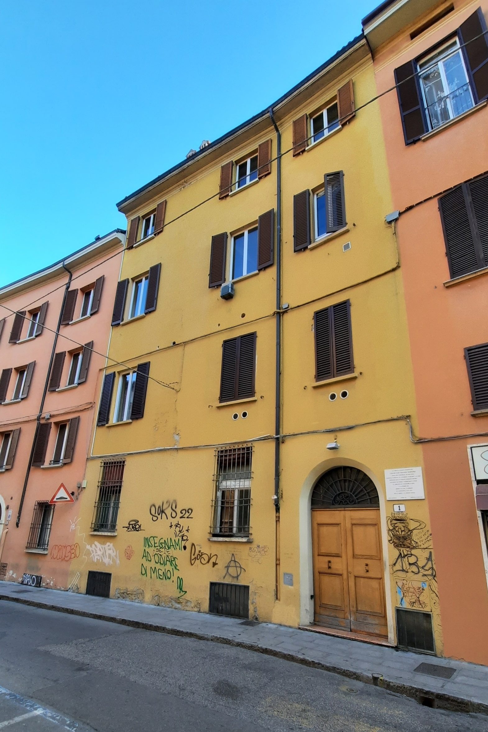 Carlos Luis Collado Martinez's home, Bologna - 01.jpg